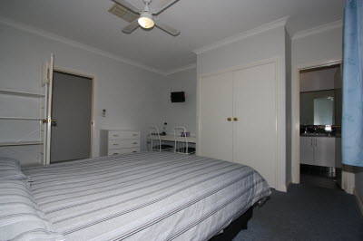 Barb's Place Guesthouse Kalgoorlie - Accommodation QLD 1