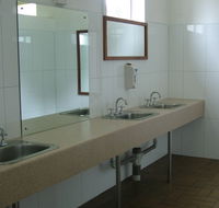 Beachport Caravan Park - Accommodation QLD