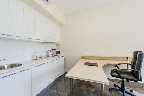 Belconnen Way Motel & Serviced Apartments - Accommodation QLD 1