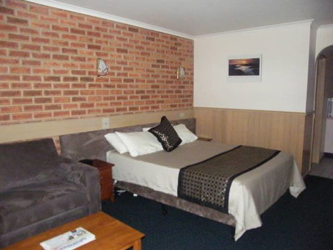 BEST WESTERN Colonial Motor Inn Bairnsdale - Accommodation QLD 0