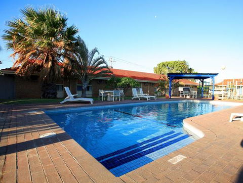 BEST WESTERN Hospitality Inns Carnarvon - Accommodation QLD 5
