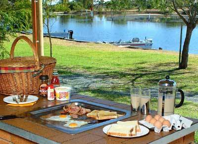 BIG4 Forster-Tuncurry Great Lakes Holiday Park - Accommodation QLD 1