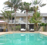 Blue Pacific Swansea - Accommodation QLD