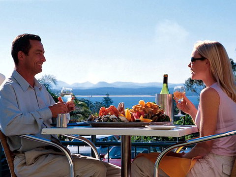 Boathouse Resort Tea Gardens - Accommodation QLD 2