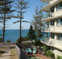Campbells Cove Beachfront Apartments - Accommodation QLD