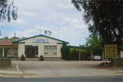 Central Olympic Motel & Cottages - Accommodation QLD 0