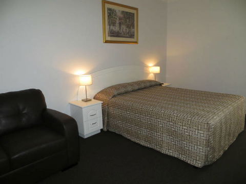 Charters Towers Heritage Lodge Motel - Accommodation QLD 3
