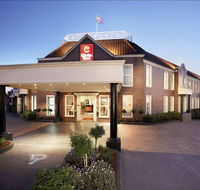 Canterbury International Hotel - Accommodation QLD