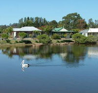 Coachhouse Marina Resort - Accommodation QLD