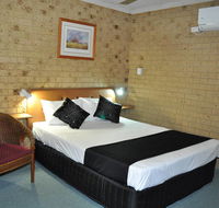 Coast Inn Motel - Accommodation QLD