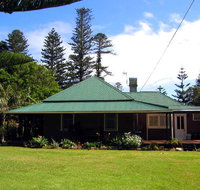 Cobbys of Crystal Pool Holiday Heritage Cottage - Accommodation QLD
