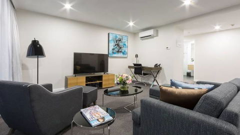 Avenue Hotel Canberra - Accommodation QLD 4