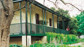 Levi Park Caravan Park Cabins - Accommodation QLD 3