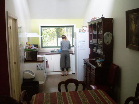 Tim's Place - Accommodation QLD 7