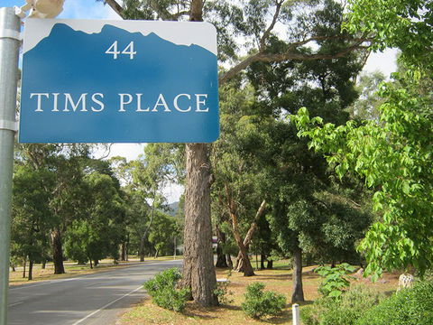 Tim's Place - Accommodation QLD 8