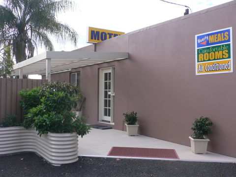 Chinchilla Motel - Accommodation QLD 1