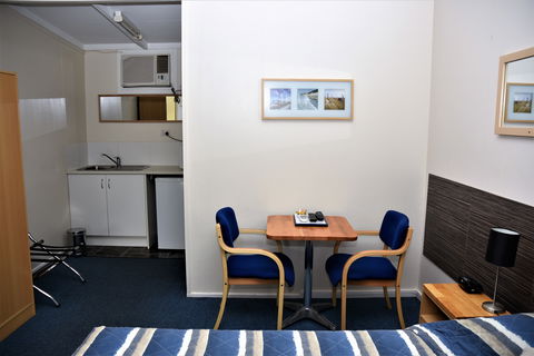 Chinchilla Motel - Accommodation QLD 8