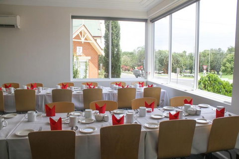 Cowra Motor Inn - Accommodation QLD 5