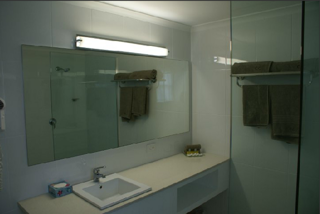 Coopers Colonial Motel - Accommodation QLD 1
