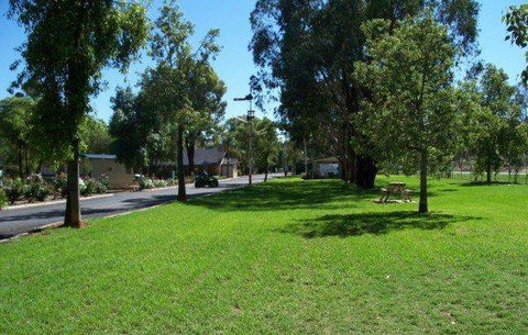 Cowra Holiday Park - Accommodation QLD 0