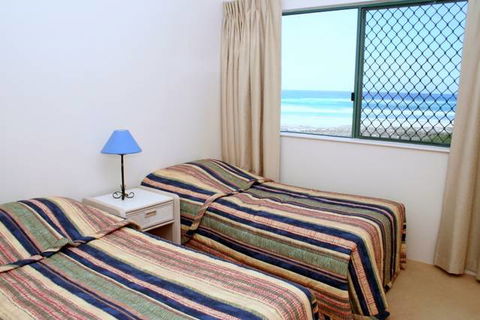 Currumbin Sands Beachfront Apartments - Accommodation QLD 2
