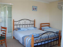 Beale's BedFish & Breakfast - Accommodation QLD 0