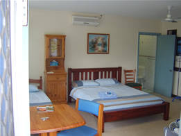 Beale's BedFish & Breakfast - Accommodation QLD 1