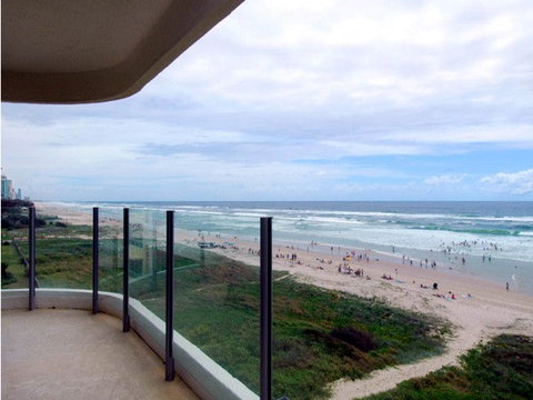 Dorchester On The Beach - Accommodation QLD 3