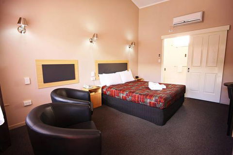 Downs Motel - Accommodation QLD 3