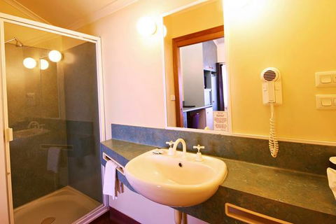 Downs Motel - Accommodation QLD 9