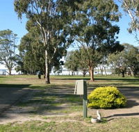 Eagle Point Caravan Park - Accommodation QLD