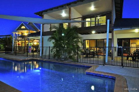 Edge On Beaches - Accommodation QLD 5