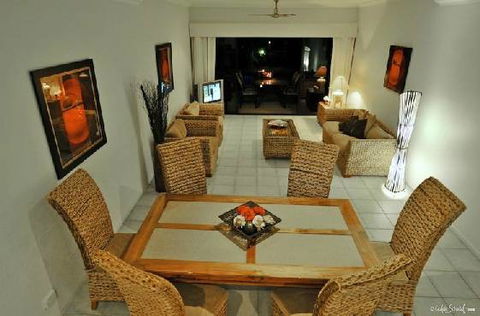 Edge On Beaches - Accommodation QLD 10