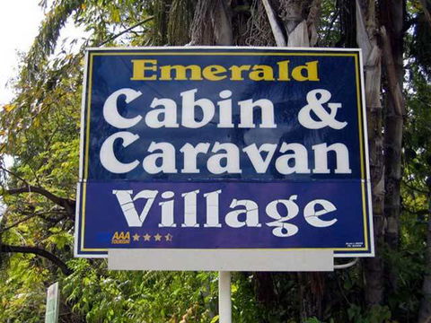 Emerald Cabin & Caravan Village - Accommodation QLD 1