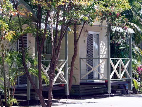 Emerald Cabin & Caravan Village - Accommodation QLD 2