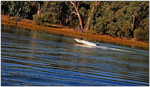 Euston Club Cabin Resort - Accommodation QLD 7