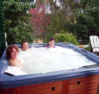 Falls Retreat Bed  Breakfast - Accommodation QLD