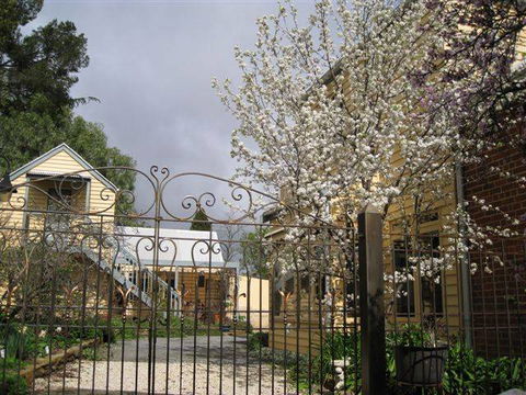 Fitzgeralds On Lyttleton - Accommodation QLD 2