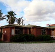Foundry Palms Motel - Accommodation QLD