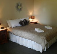 Harbourside Motel Apartments - Accommodation QLD