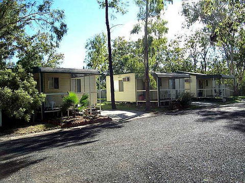 Highway Tourist Village - Accommodation QLD 0