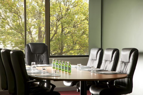 Holiday Inn Melbourne Airport - Accommodation QLD 1