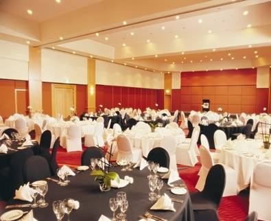 Hotel Grand Chancellor Surfers Paradise - Accommodation QLD 3