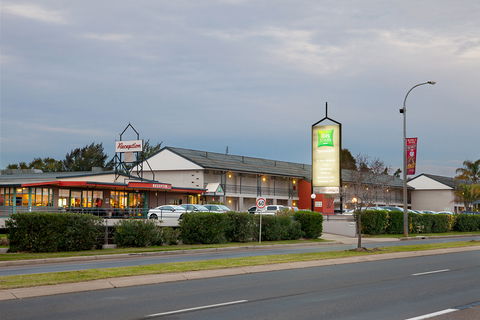 Ibis Styles Tamworth - Accommodation QLD 0