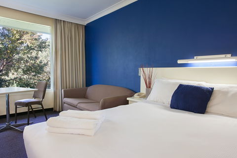 Ibis Styles Tamworth - Accommodation QLD 6