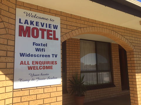 Lakeview Motel - Accommodation QLD 7