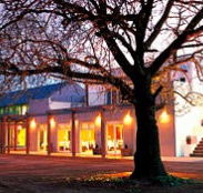 Lindenwarrah Hotel  Restaurant - Accommodation QLD