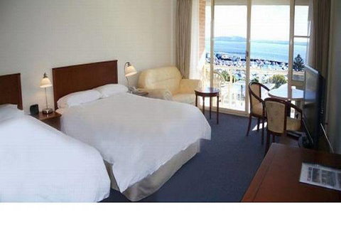 Marina Resort Nelson Bay - Accommodation QLD 2