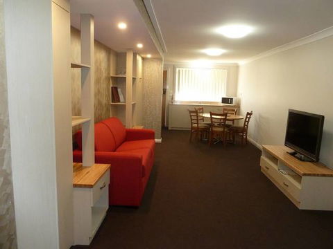 McNevins Tamworth Motel - Accommodation QLD 0