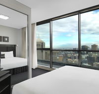 Meriton Serviced Apartments - Campbell Street - Accommodation QLD
